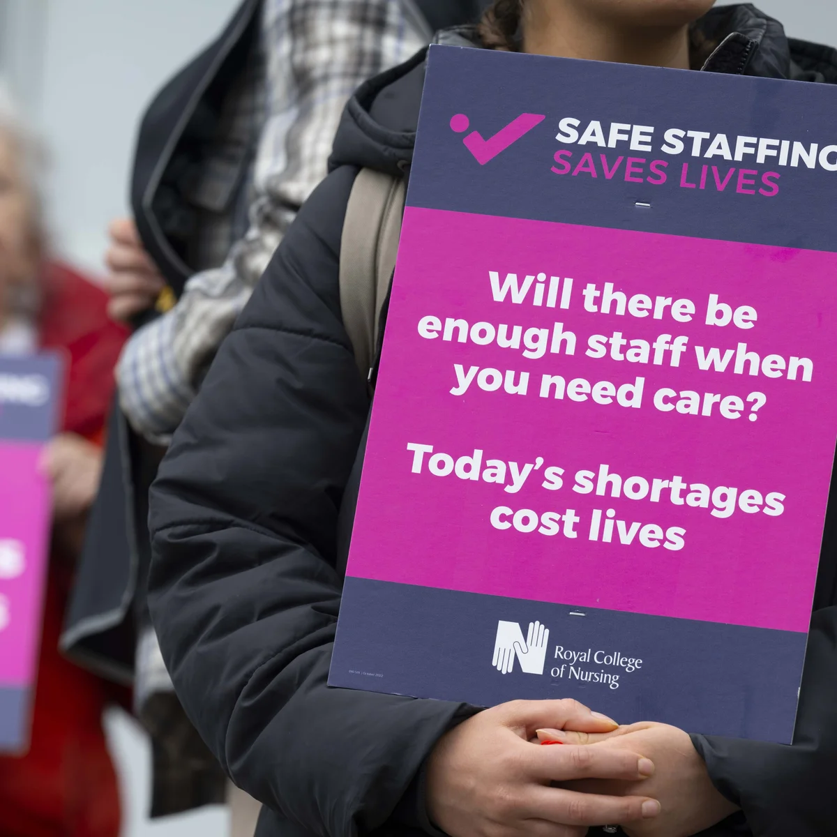 UK NURSES ARE RUNNING AWAY DUE TO POVERTY